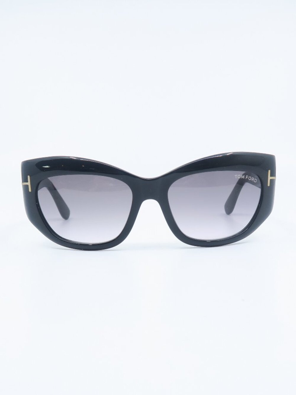 Tom Ford 1065 01B Brianna Eco 55mm Black/Grey Gradient New Women's Sunglasses.